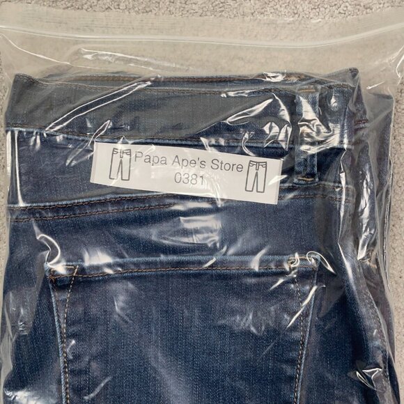 Lee Platinum Label Jeans Womens Size 30x32 Mid-Rise Classic Fit Straight Denim - Picture 13 of 13